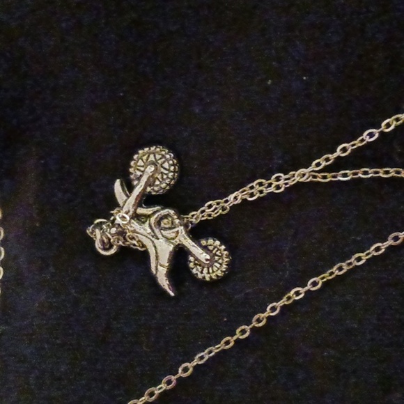 Gypsy Warrior MotorCycle Motorbike 18KGP Necklace NWT - Picture 2 of 4